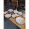 SERVICE PORCELAINE AUX FLEURS 36 PIÈCES 