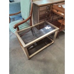 CONSOLE A ROULETTES LAITON ET 2 PLATEAUX VERRE FUMÉ ANNÉES 70