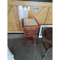 CHEVET BOIS CLAIR 1 TIROIR 1 PORTE DESSUS MARBRE BLANC FIN XIXE