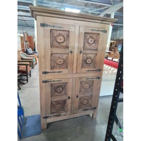 BUFFET MOULURE STYLE RENAISSANCE 4 PORTES 