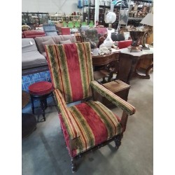FAUTEUIL A  CRÉMAILLÈRE   LOUIS XIII EPOQUE XVIIE  (RESTAURATIONS SUR LA PARTIE HAUTE) 