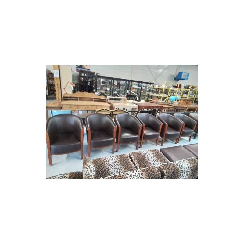 FAUTEUIL CLUB PU CHOCOLAT ET BOIS CLAIR