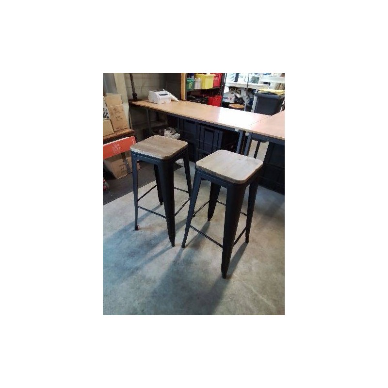 PAIRE DE TABOURETS DE BAR PIÈTEMENT MÉTAL NOIR ASSISE BOIS CLAIR