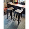 PAIRE DE TABOURETS DE BAR PIÈTEMENT MÉTAL NOIR ASSISE BOIS CLAIR