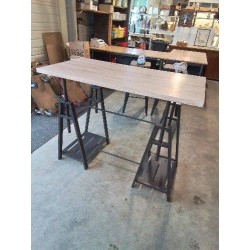 BUREAU D’ARCHITECTE PIÈTEMENT MÉTAL NOIR PLATEAU BOIS CLAIR 