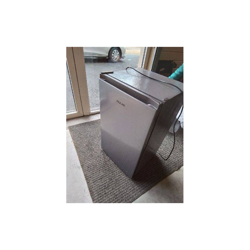 RÉFRIGÉRATEUR TOP PROLINE TTR94SL 94L