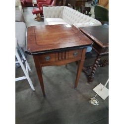 TABLE OCTOGONAL BOIS CLAIR LISERÉ NOIR 1 TIROIR STYLE LOUIS XVI 