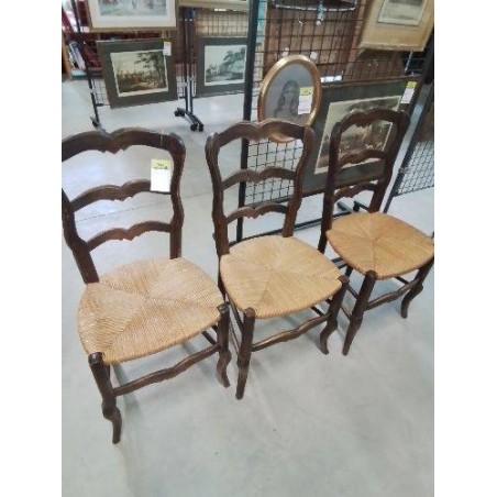 3 CHAISES BOIS PAILLÉ PIEDS GALBÉS DOSSIER 3 BARREAUX CHANTOURNÉ STYLE RÉGENCE 