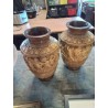 PAIRE DE VASES AUX CHÉRUBINS PLATRE PEINT DÉBUT XXE