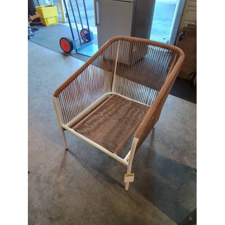 FAUTEUIL METAL BLANC ET RESINE TRESSÉE 