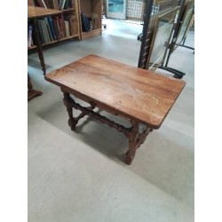 TABLE BASSE RECTANGULAIRE A ENTRETOISE BOIS TOURNÉ 1 TIROIR