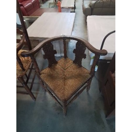 FAUTEUIL DE COIN BOIS SCULPTÉ ASSISE PAILLÉE BICOLORE DÉBUT XXE