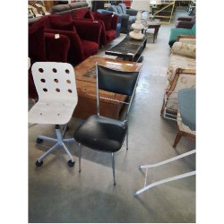 CHAISE PIÈTEMENT MÉTAL...