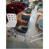 CHAISE PIÈTEMENT MÉTAL CHROMÉ ASSISE ET DOSSIER SKAÏ NOIR ANNÉES 70