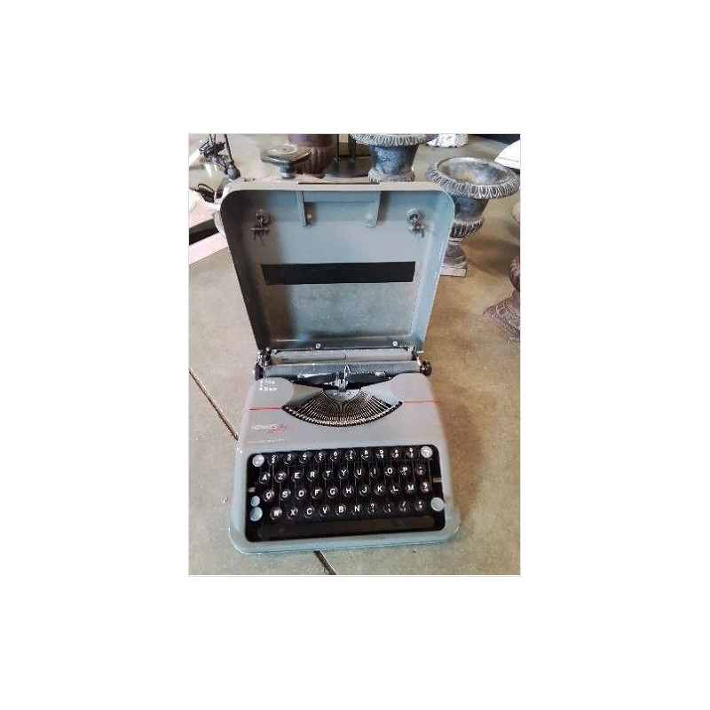 MACHINE A ECRIRE PORTATIVE HERMES BABY