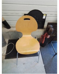 CHAISE CONTREPLAQUÉ PIEDS MÉTAL CHROMÉ 