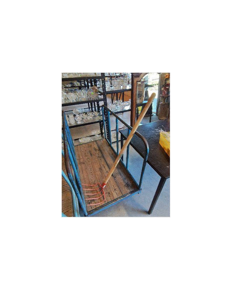 FOURCHE A BECHER MAGASIN VERT