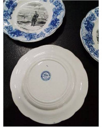 3 ASSIETTES CÉRAMIQUE EXPÉDITION D ORIENT GIEN 1845