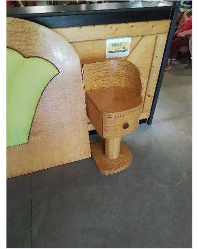 ENSEMBLE TÊTE DE LIT ET SES 2 CHEVETS ANGLAIS ART DECO  BOIS CLAIR ET CUIR VERT 
