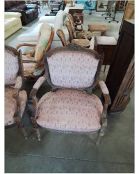 PAIRE DE FAUTEUILS A LA REINE  SCULPTÉS TISSU ORANGÉ A STYLE LOUIS XVI
