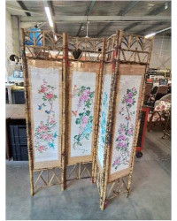 PARAVENT  BAMBOU 4 FEUILLES PEINTURE AUX OISEAUX ET FLEURS SUR PAILLE DE RIZ