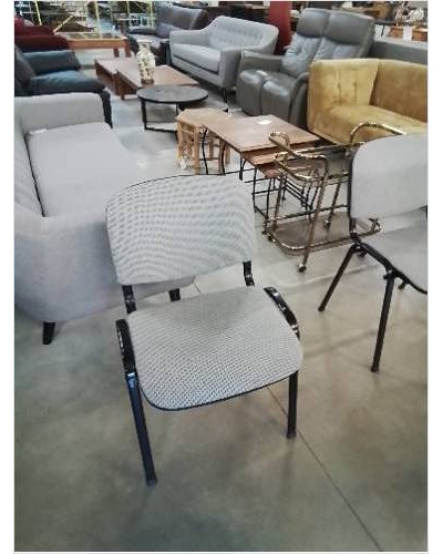 CHAISE D’ACCUEIL PIÈTEMENT...