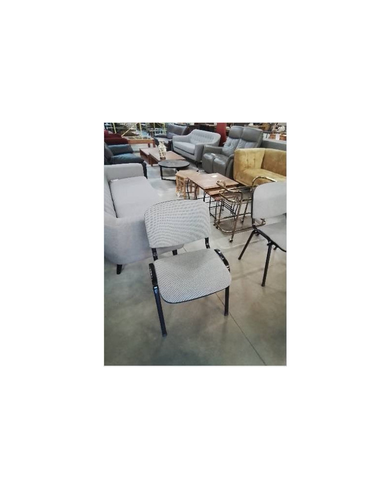 CHAISE D’ACCUEIL PIÈTEMENT MÉTAL NOIR ASSISE ET DOSSIER TISSU GRIS 