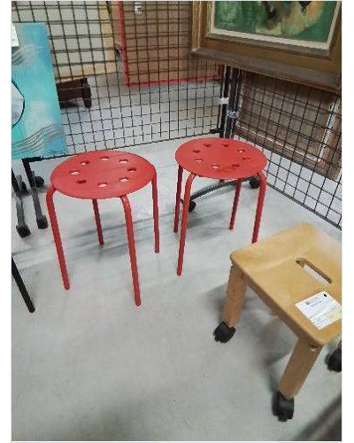 TABOURET MÉTAL ET RÉSINE...