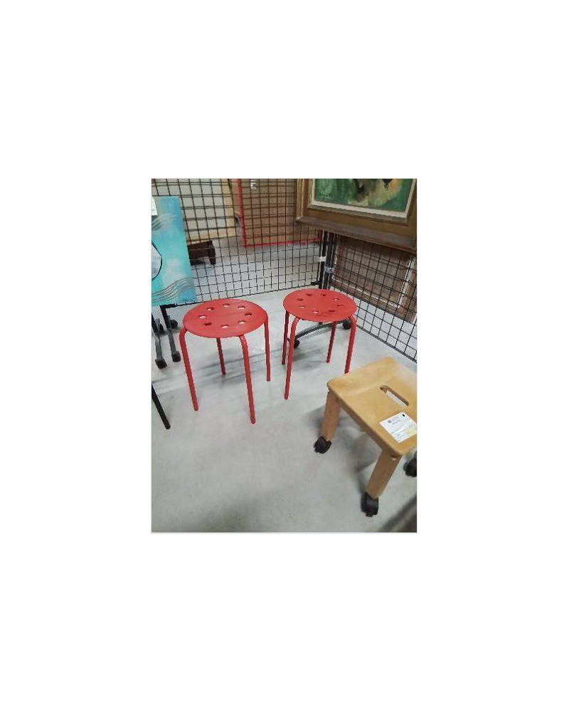 TABOURET MÉTAL ET RÉSINE ROUGE AJOURÉ 