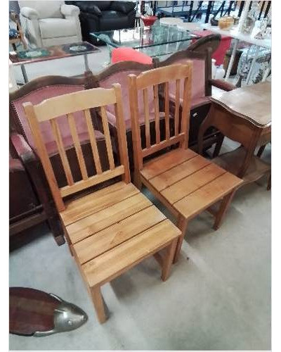 PAIRE DE CHAISES PIN...