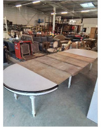 TABLE RONDE 6 PIEDS NAPOLEON III  PEINTE AVEC   4RALLONGES DE 47CM