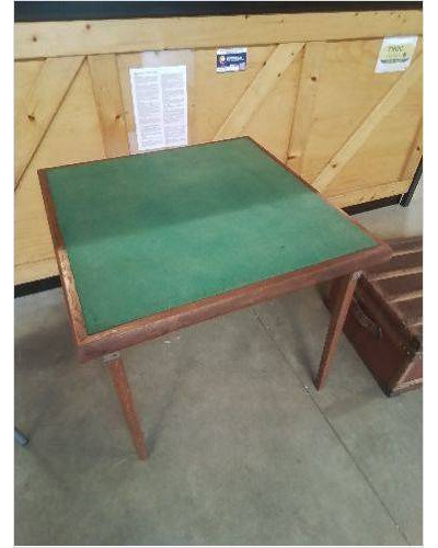 TABLE A JEU PLIANTE BOIS...