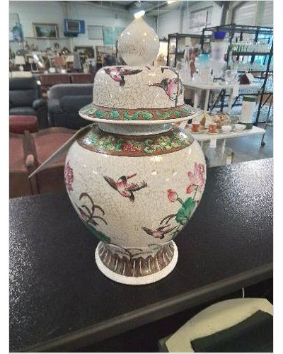 VASE COUVERT ASIATIQUE...