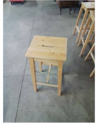 TABOURET DE BAR BOIS CLAIR A POIGNÉE ET MÉTAL CHROMÉ 