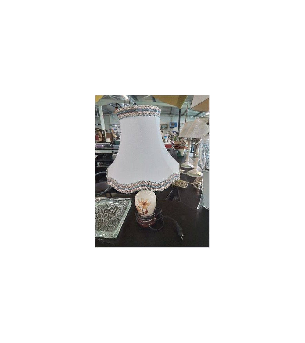 LAMPE CÉRAMIQUE ECU AUX FLEURS SOCLE BOIS AJ TISSU ECRU LISERÉ BLEU ROSE