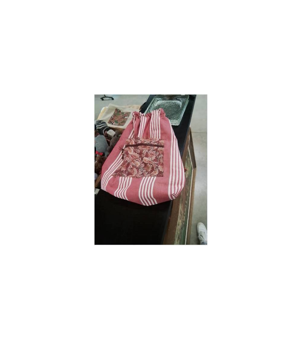 SAC A DOS ROUGE RAYÉ 