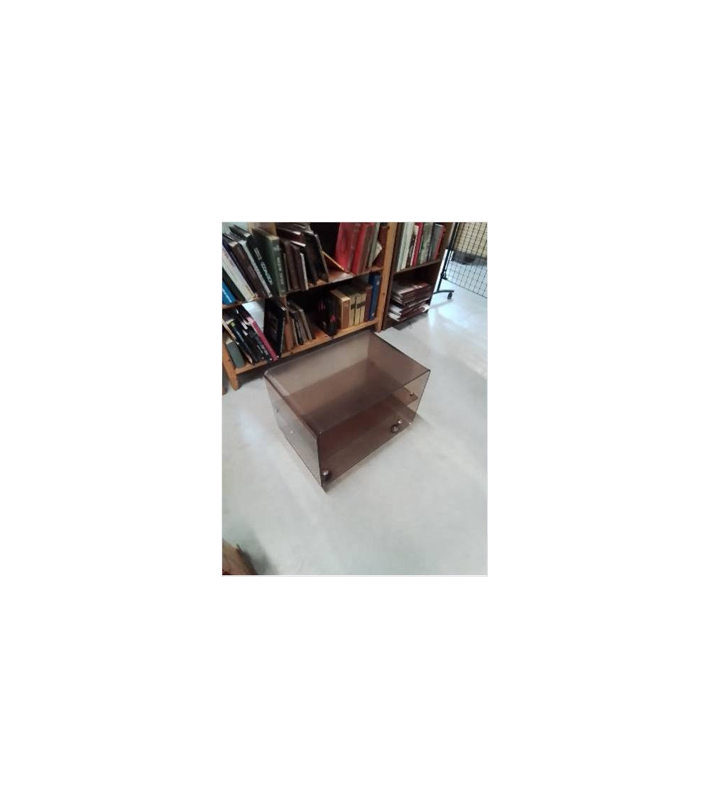 TABLE BASSE A ROULETTES PLEXIGLAS FUMÉ ANNÉES 80