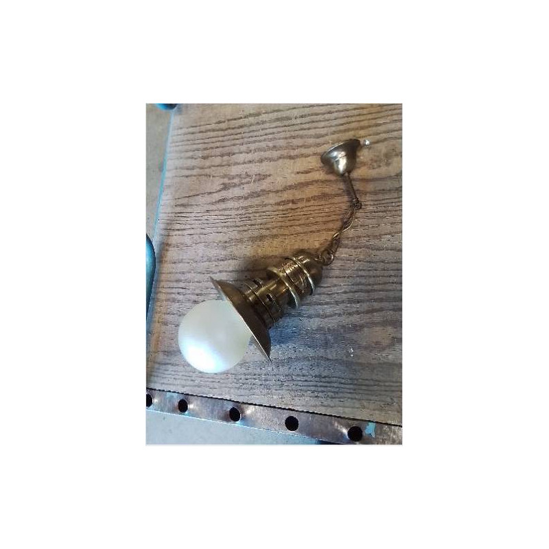 SUSPENSION MÉTAL DORÉ ET VERRE AMERICAN COOP 1850