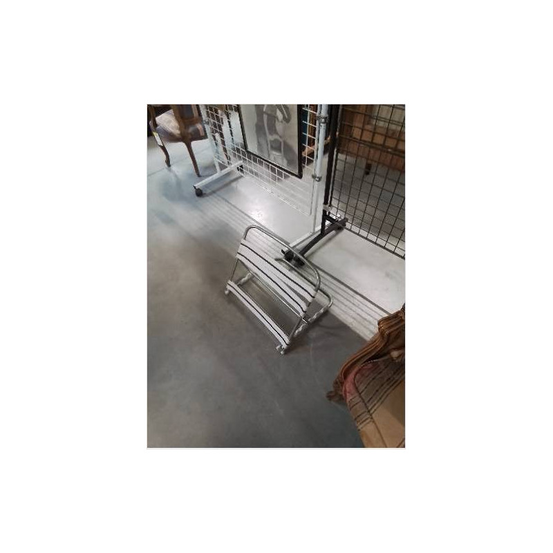 DOSSIER DE PLAGE PLIANT METAL CHROMÉ ET TISSU BLANC