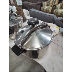 AUTOCUISEUR SEB ACIER INOX 8L