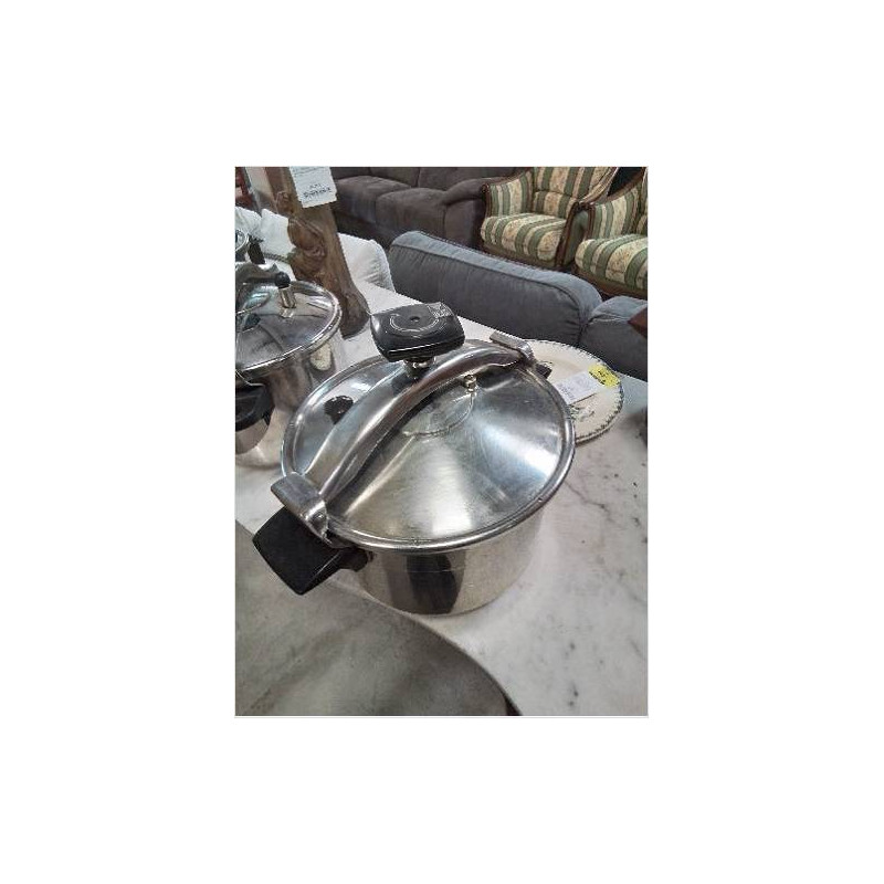 AUTOCUISEUR SEB ACIER INOX 8L