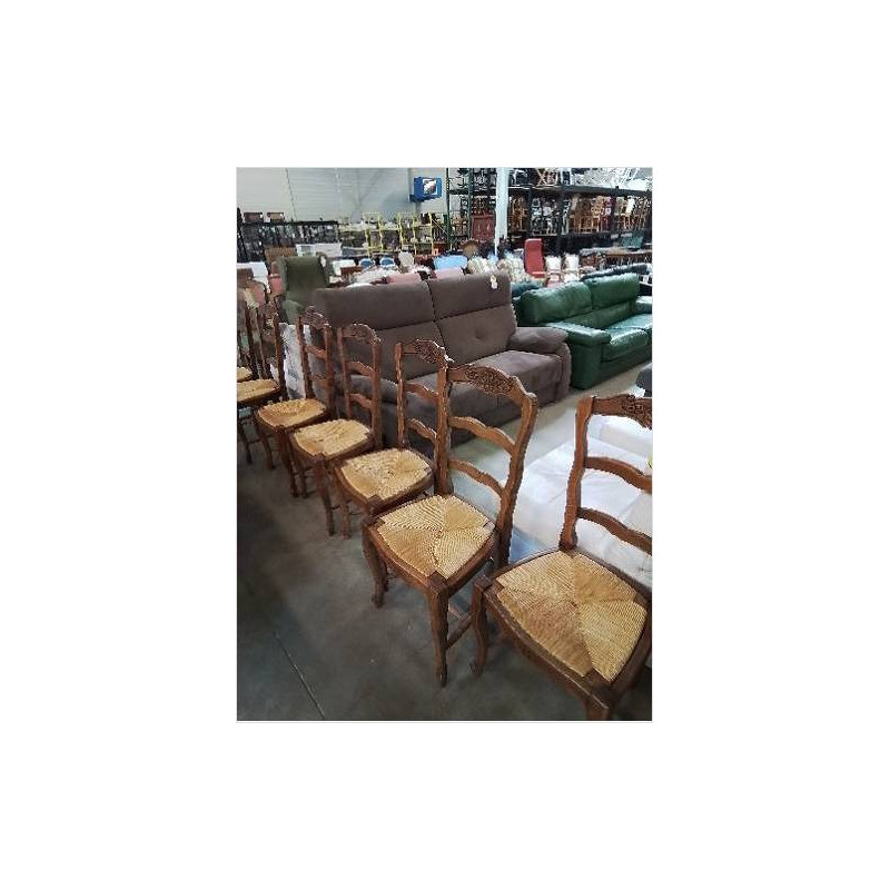 8 CHAISES BOIS PAILLE A ENTRETOISE DOSSIER CHANTOURNÉ STYLE RÉGENCE COQUILLE