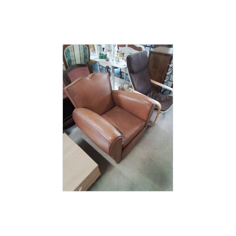 FAUTEUIL  CLUB SKAÏ COGNAC DOSSIER MOUSTACHE ANNÉES 50