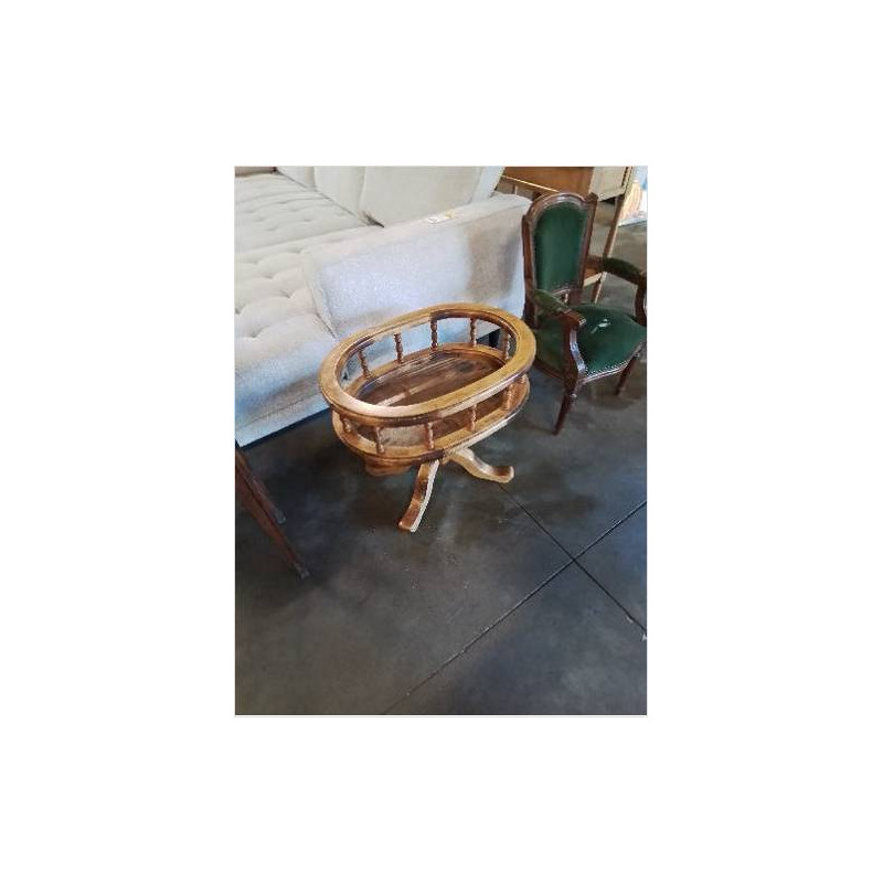 JARDINIERE OVALE A BARREAUX BOIS CLAIR