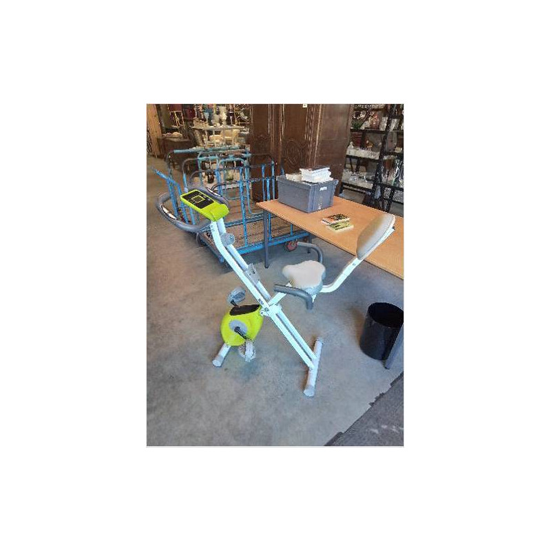 VÉLO D’APPARTEMENT PLIANT MAGNETIC BIKE