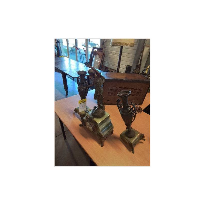 SCULPTURE MÉTAL ET SES 2 CASSOLETTES LA PAIX CHARLES RUCHOT ACTIF ENTRE 1880 ET 1915 EN L\'ÉTAT