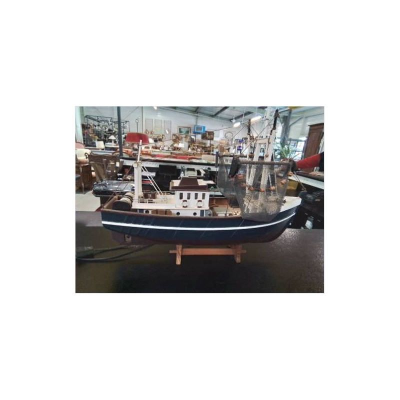 MAQUETTE CHALUTIER BOIS 43 CM
