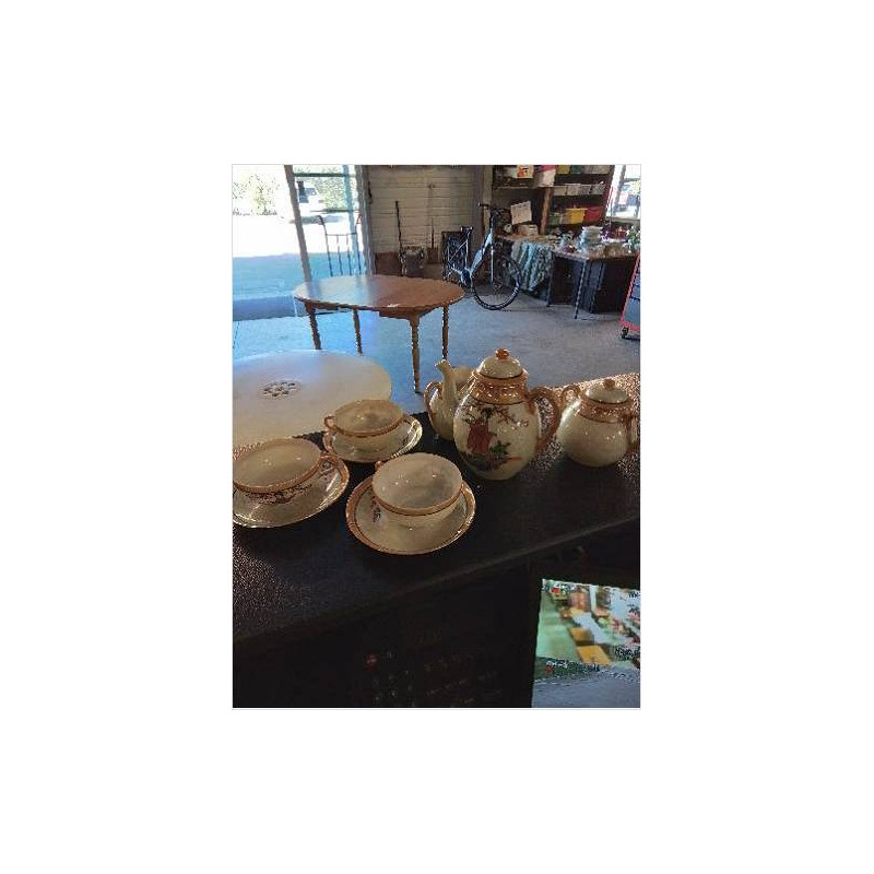 SERVICE A THÉ PORCELAINE JAPONAISE 9 PIÈCES 