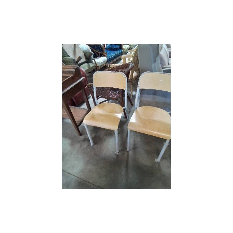 CHAISE D’ACCEUIL PIÈTEMENT MÉTAL GRIS ASSISE ET DOSSIER BOIS CLAIR