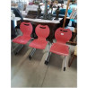 CHAISE D’ACCEUIL PIÈTEMENT MÉTAL GRIS ASSISE BOIS ROUGE 